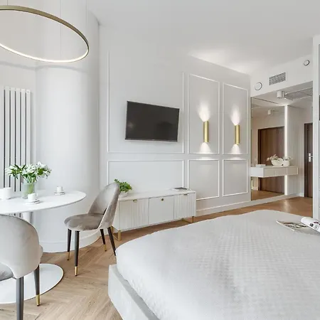 Margi Ariela Lux 17th Floor Pool Sauna Appartement *