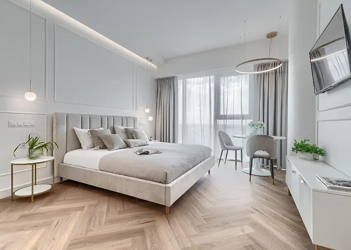 アパート Margi Ariela Lux 17th Floor Pool Sauna シュチェチン